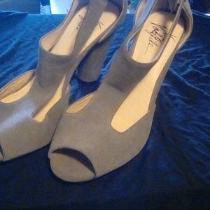 Beautiful gray suede peep toe pumps